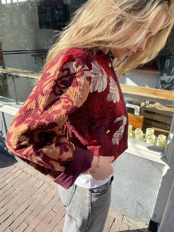 Rood Bloemen Jasje Donkerrood Kantha