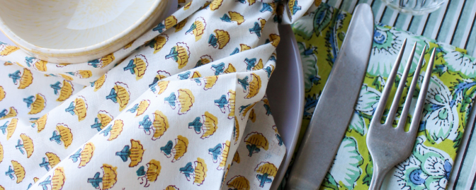 De kunst van een mooi gedekte tafel: 5 manieren om servetten te stylen voor elke gelegenheid