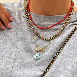 Aqua en Bruine Jade Edelstenen Ketting En Koraal
