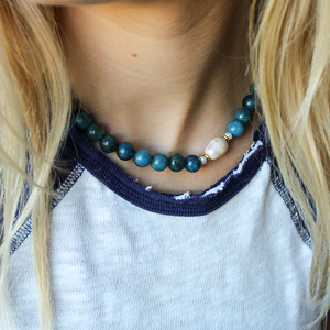 Blauwe Jade Edelstenen Ketting met Parel