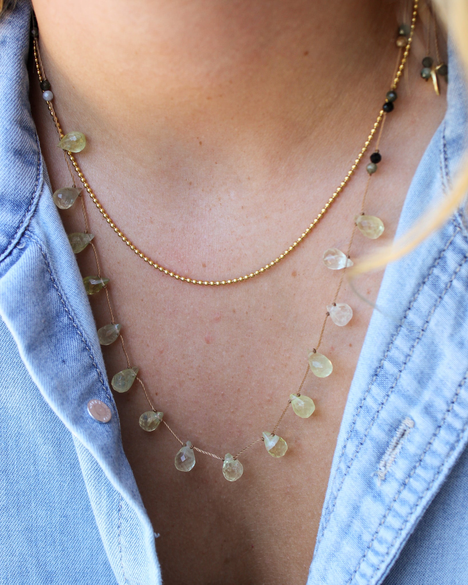 Fijne_balletjes_ketting_Goud