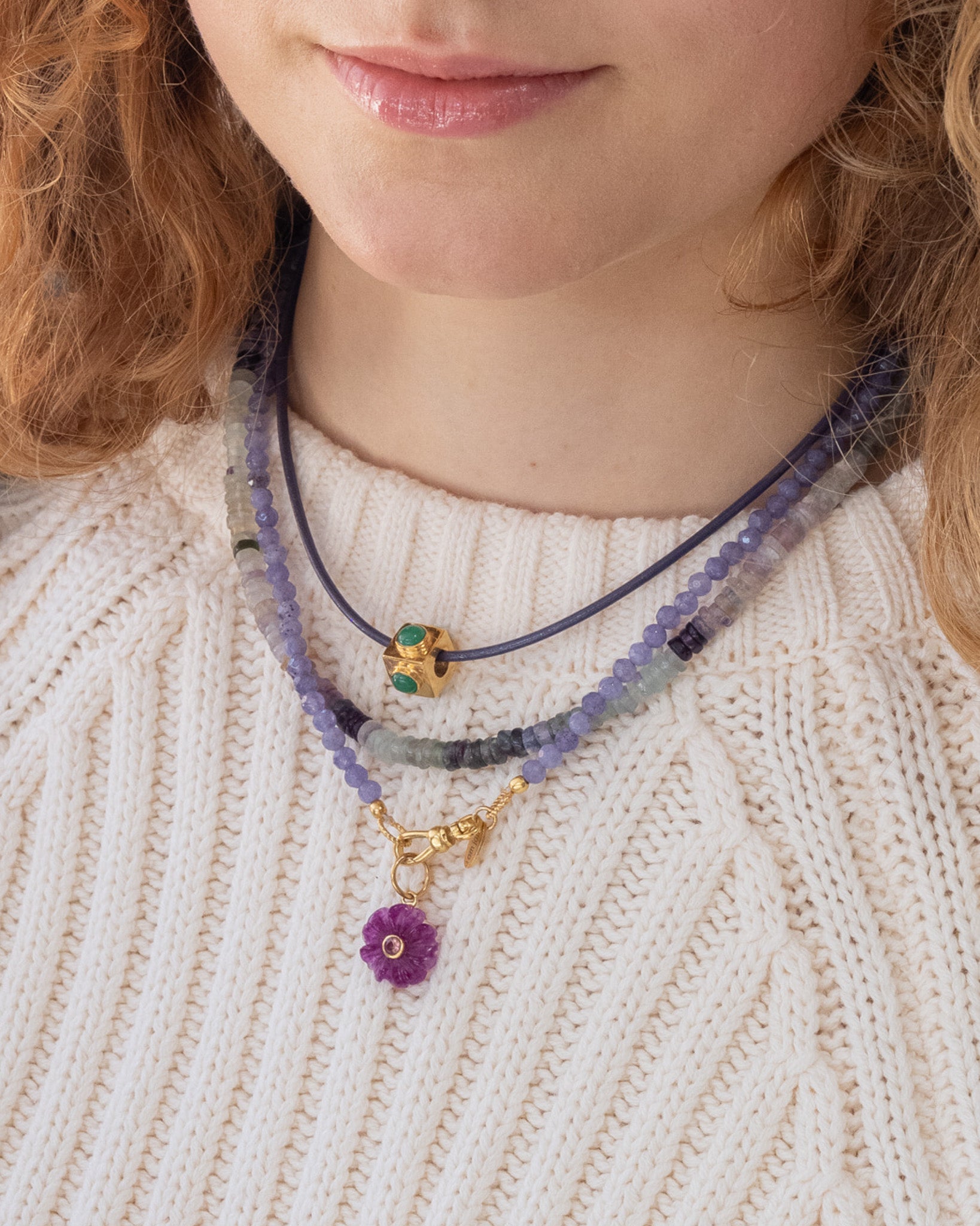Fluoriet_Edelstenen_Ketting_Paarse_Bloem