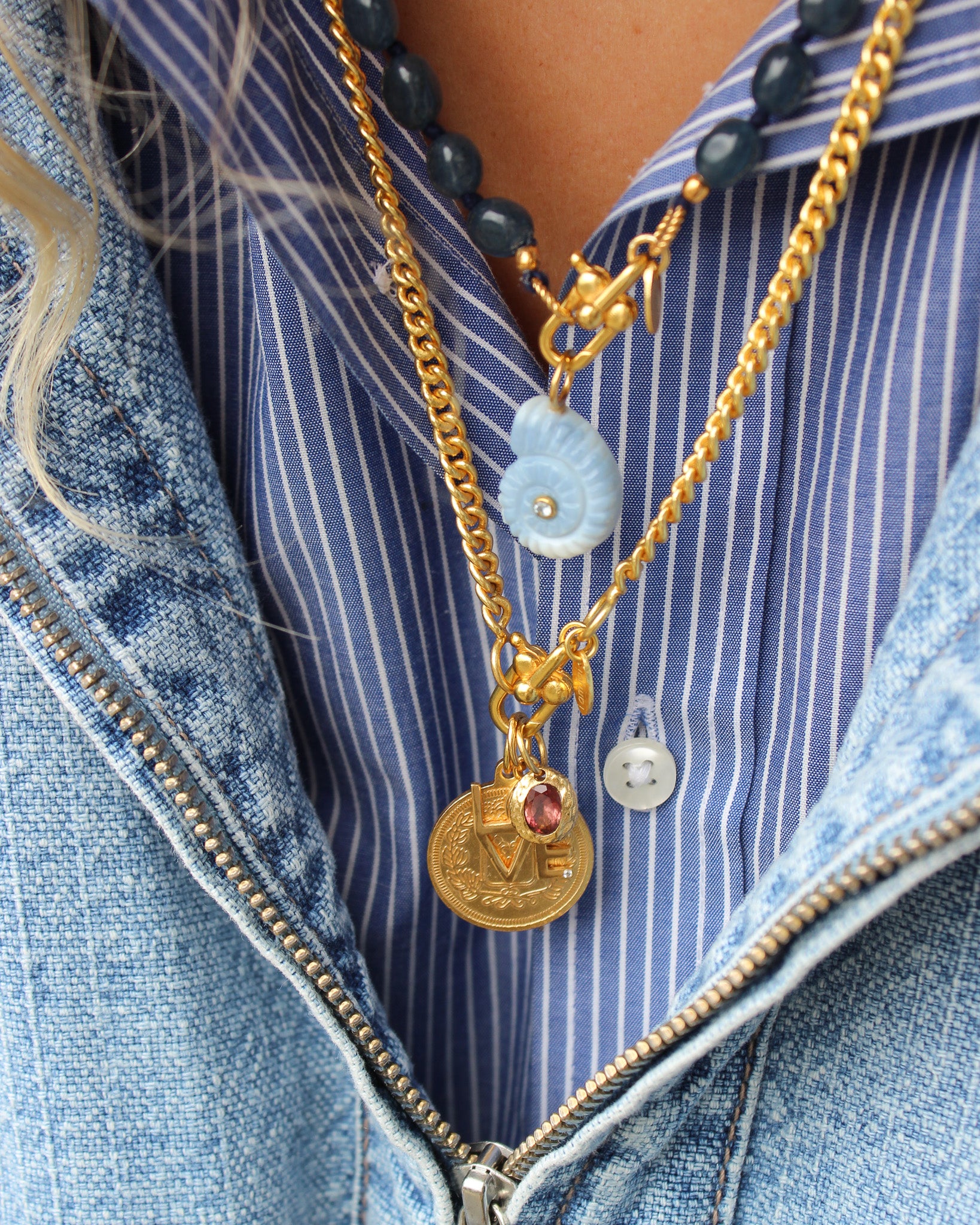Gouden Bedels aan Ketting 