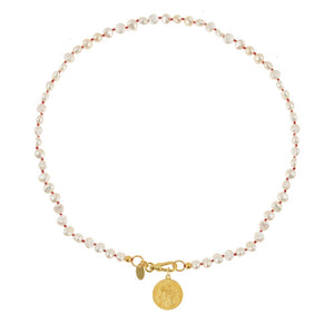 Handgeknoopte parelketting met munt bedel