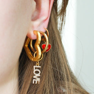 Set of 3 Hoop Earrings With Hearts