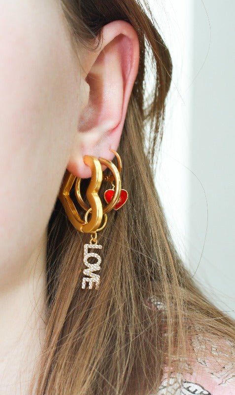 Set of 3 Hoop Earrings With Hearts