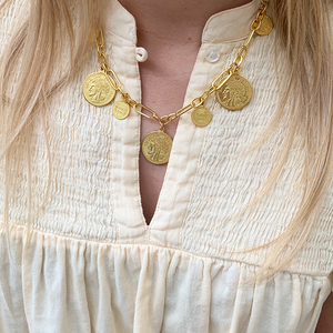 Ketting met gouden munten 