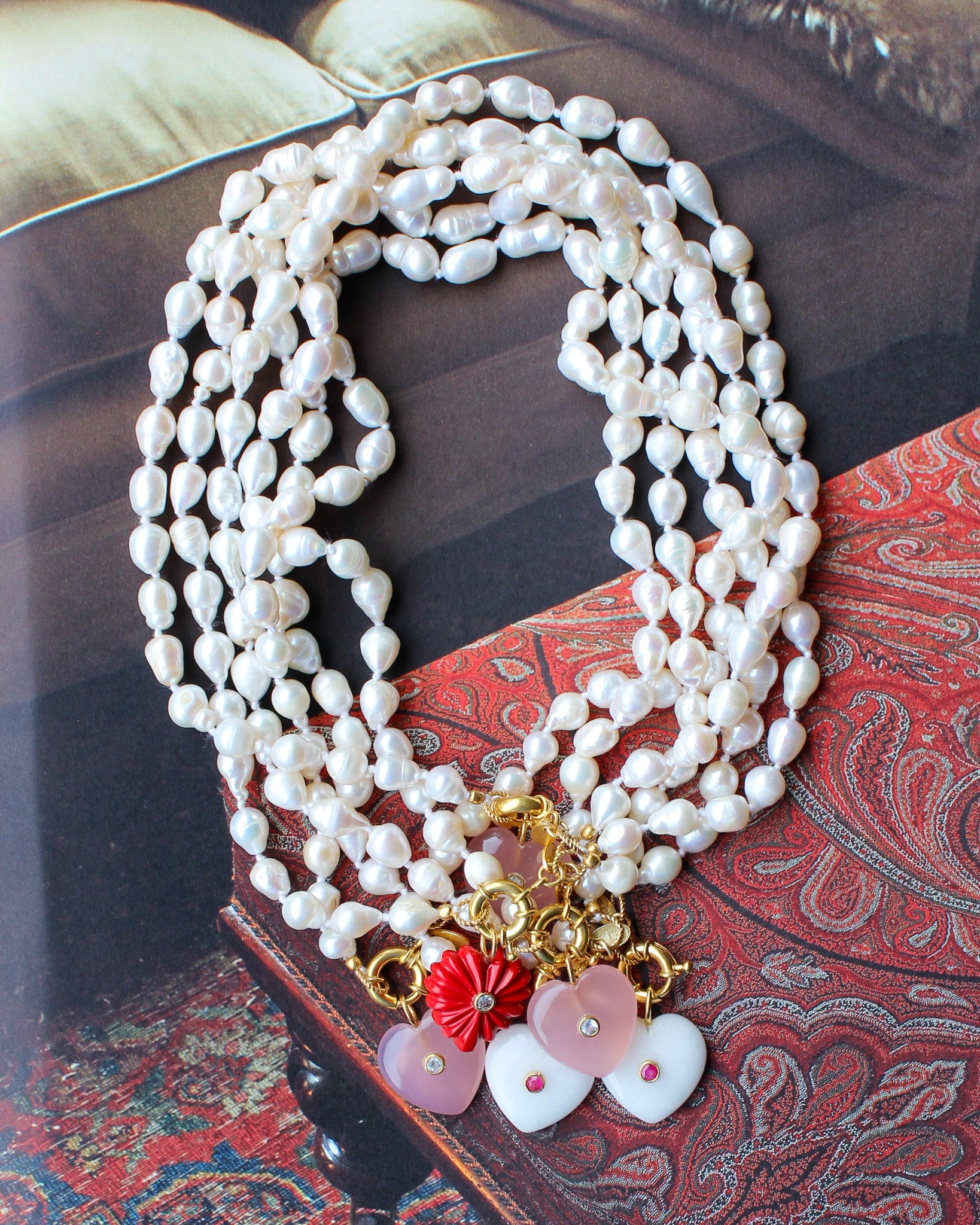 Parelketting_harte_bedels