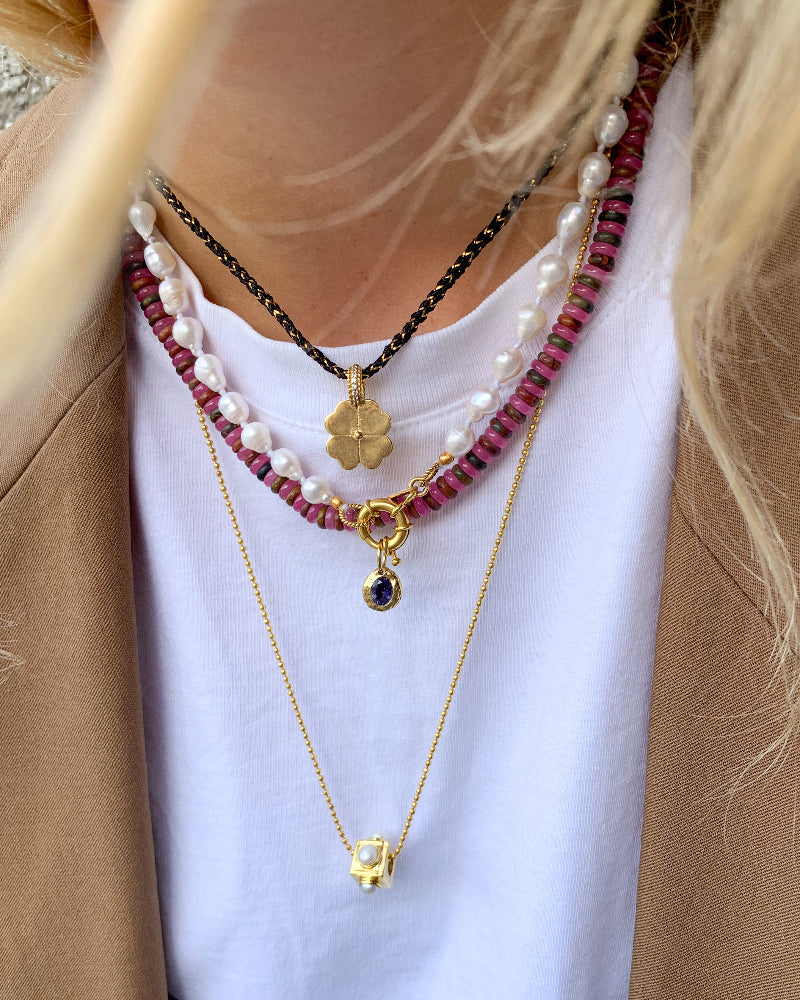 Roze Bruine Jade Edelstenen Ketting zoetwater parel ketting gouden klaver bedel zirkonia zwarte koord ketting kraalbedel parel lange gouden balletjes ketting geboortesteen saffier september 