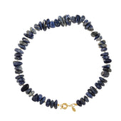 Sodaliet en Parel Ketting met Rond Slot