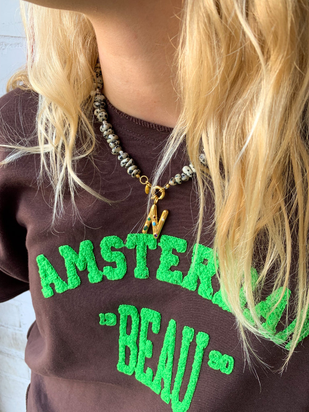 edelsteen ketting met letter N hanger 