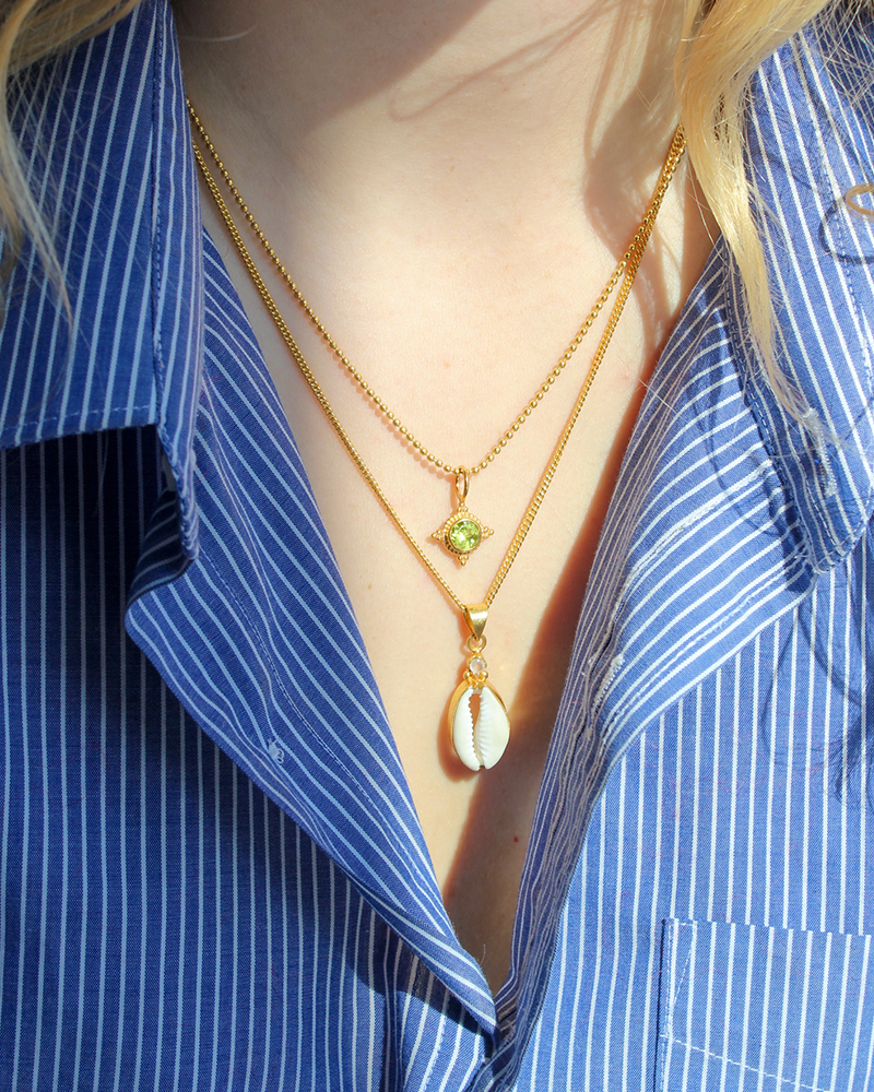 gouden ketting met schelp bedel