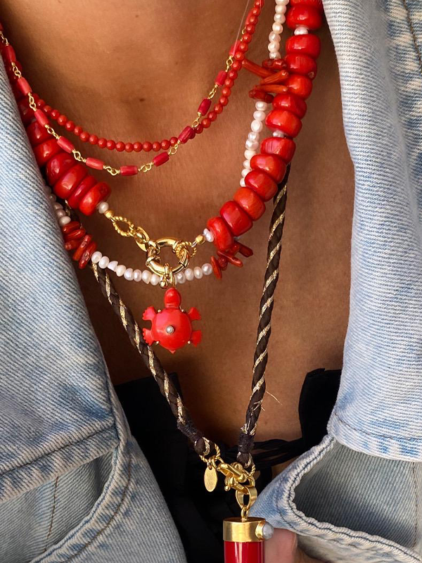 Parelketting met Koraal