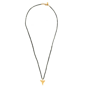 lange donkergroene jade ketting met tand edel