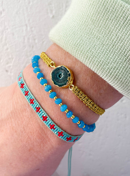 Pretty Stone And Gold Ball Bracelet Blue
